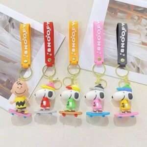 Llavero Snoopy en patineta