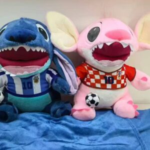 Peluche Stitch futbol con manta
